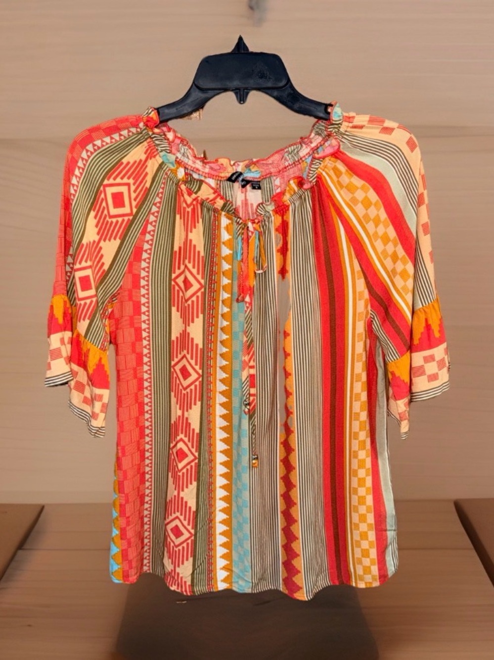 NwoT Unique Spectrum Women’s Multicolor Striped Geo Peasant Blouse-S